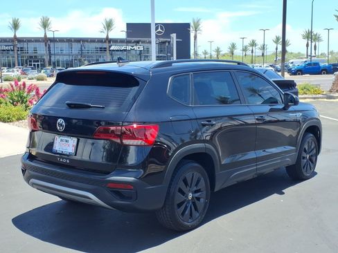 Used 2024 Volkswagen Taos S FWD image 4