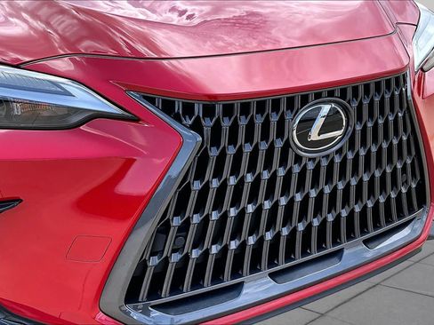 Used 2025 Lexus NX 250 FWD w/ Accessory Package (Z1) image 30