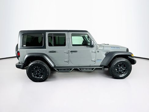 Used 2023 Jeep Wrangler Unlimited w/ Convenience Group AWD/4WD image 10