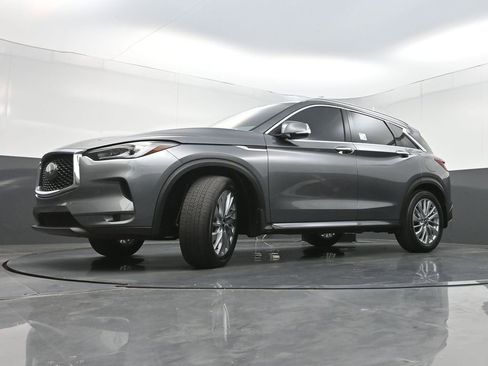Used 2023 INFINITI QX50 Luxe FWD image 28