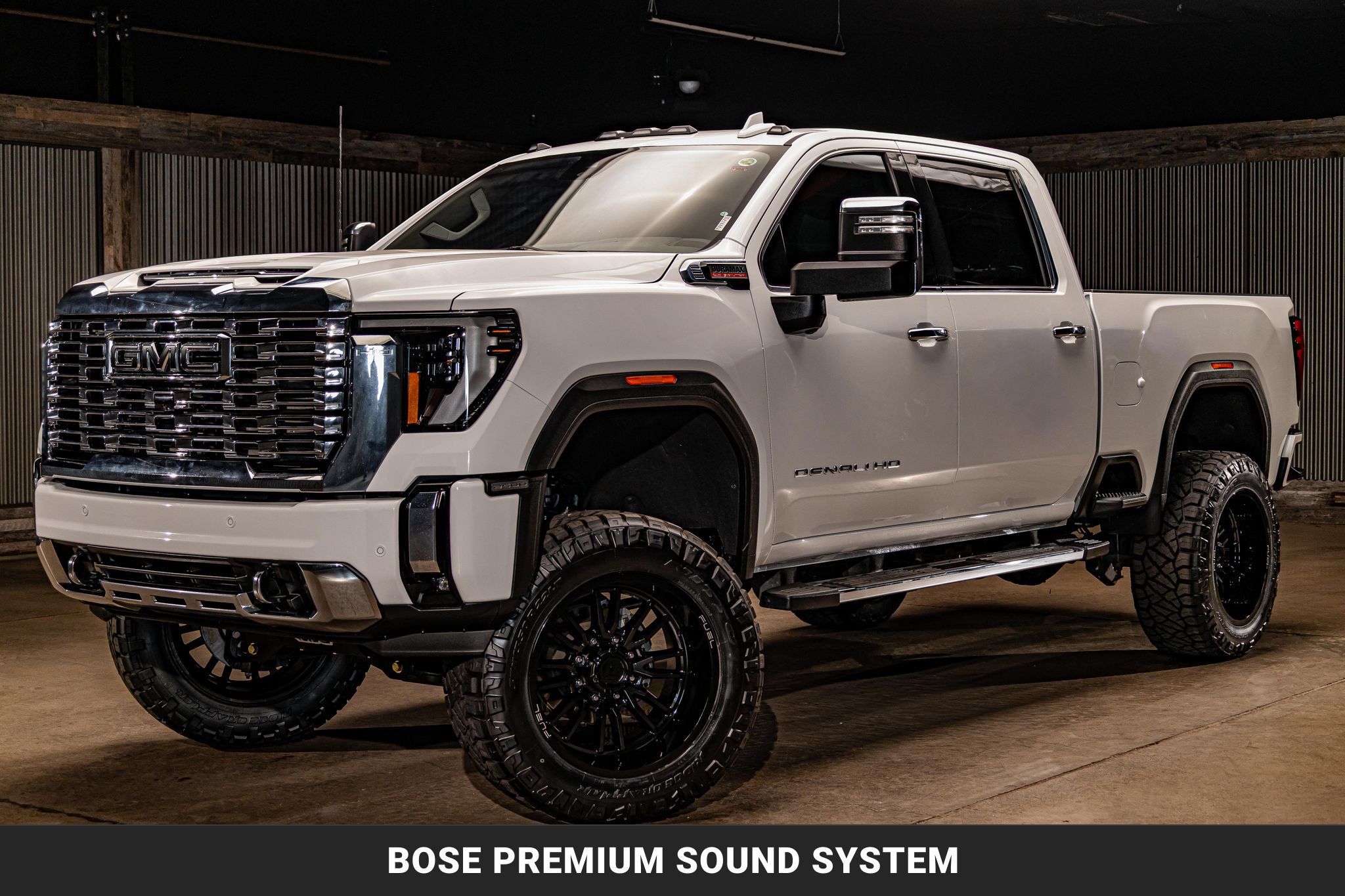 Used 2024 GMC Sierra 2500 Denali AWD/4WD image 5