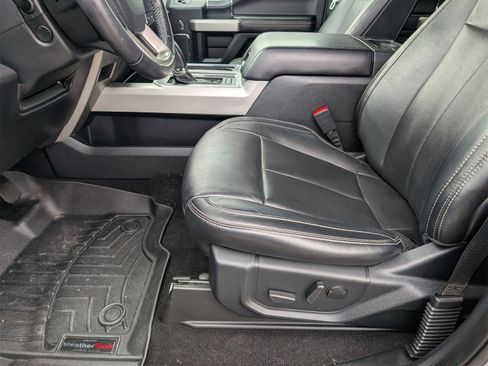 Used 2020 Ford F150 Lariat w/ Equipment Group 502A Luxury image 14