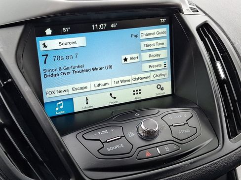 Used 2016 Ford Escape SE w/ Equipment Group 201A image 17