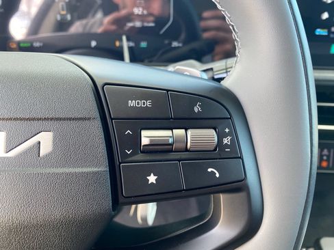 New 2025 Kia EV6 Light AWD/4WD image 15