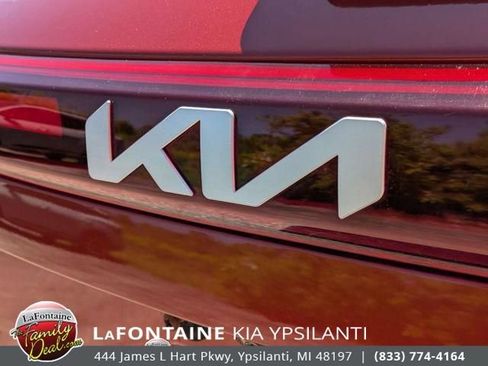 Certified 2024 Kia Seltos S AWD/4WD image 9