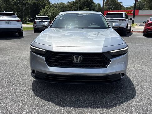 Used 2024 Honda Accord EX image 8