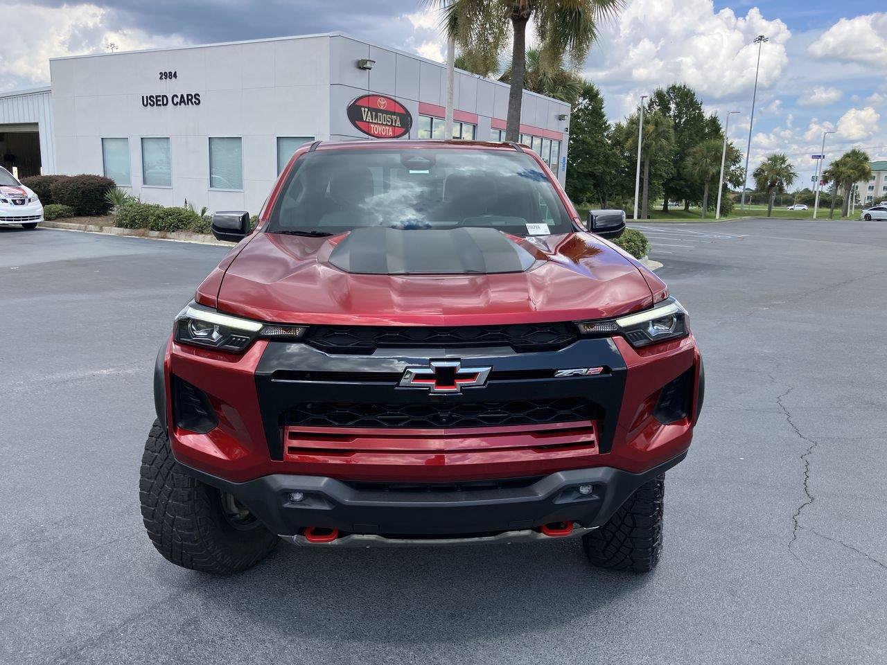 Used 2024 Chevrolet Colorado ZR2 w/ ZR2 Convenience Package III AWD/4WD image 8