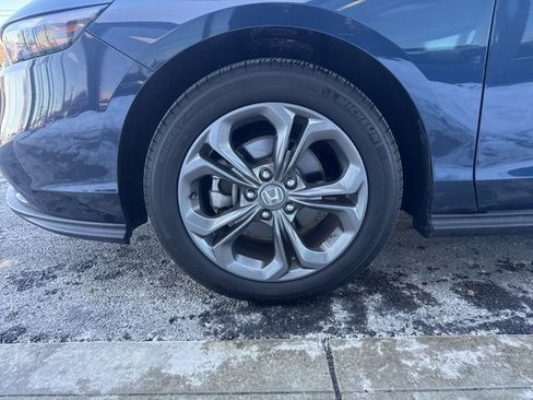 Used 2023 Honda Accord EX image 8