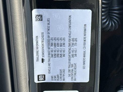 New 2026 Chevrolet Suburban Premier RWD image 19