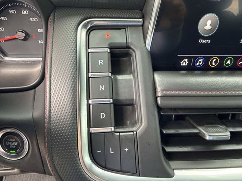 Used 2021 Chevrolet Tahoe RST w/ Rear Media and Nav Package AWD/4WD image 32