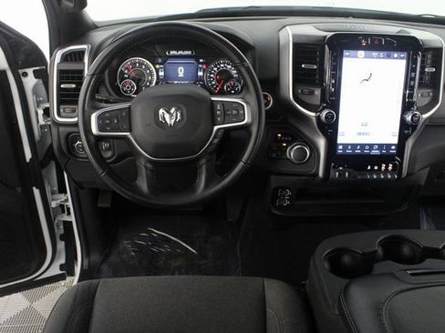 Used 2024 RAM 2500 Big Horn w/ Safety Group image 11