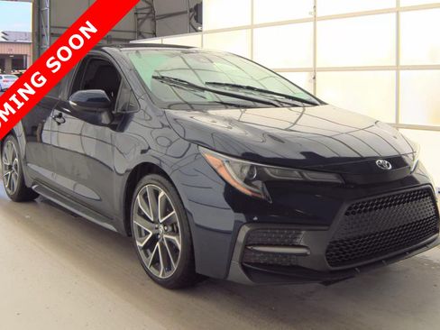 Used 2022 Toyota Corolla SE FWD image 3
