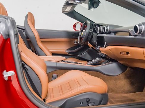 Used 2023 Ferrari Portofino M image 38