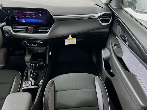 New 2026 Chevrolet TrailBlazer LT w/ Convenience Package image 23