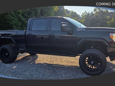 Used 2022 GMC Sierra 2500 AT4 w/ AT4 Premium Plus Package AWD/4WD image 7
