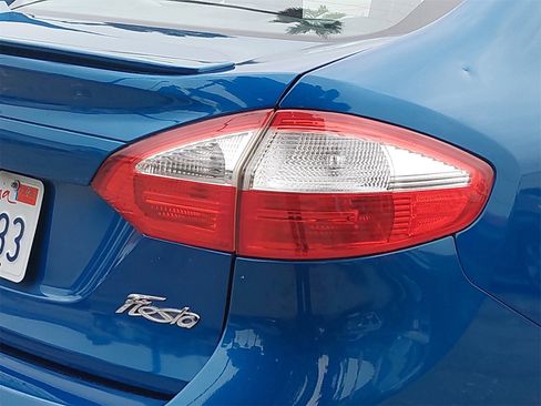 Used 2018 Ford Fiesta SE w/ Equipment Group 201A image 34