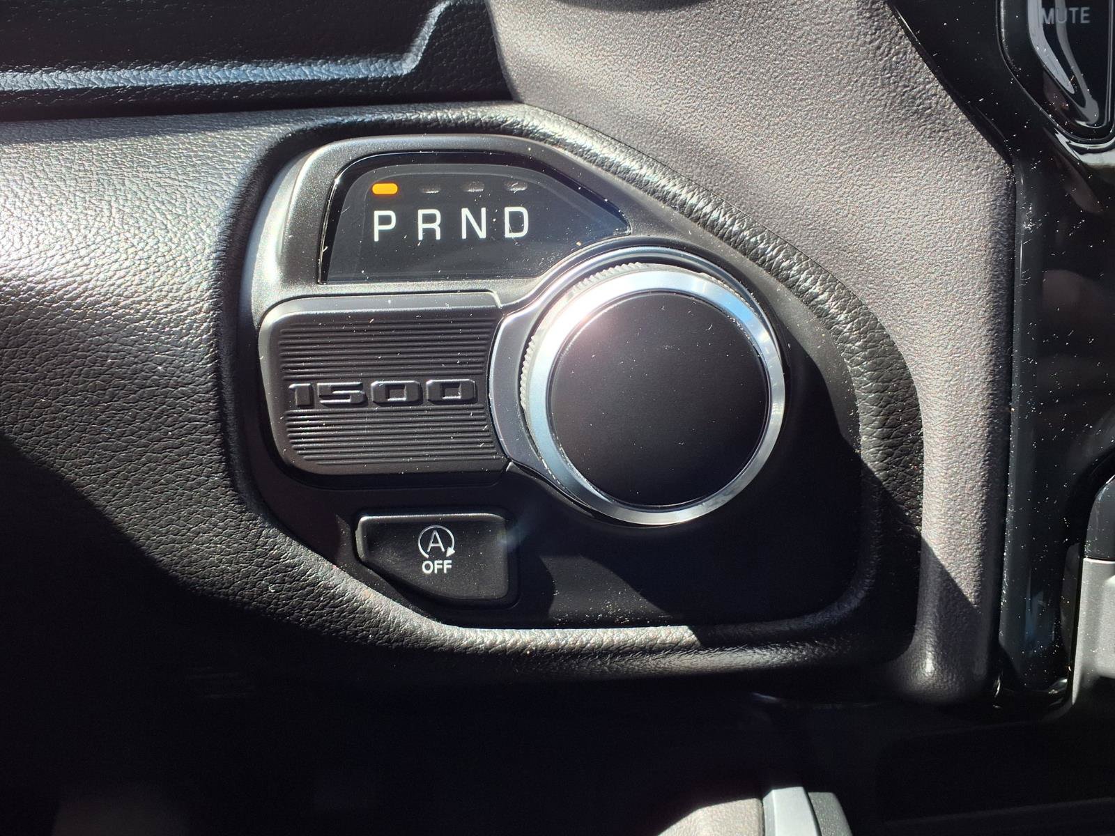 Used 2024 RAM 1500 2WD Crew Cab image 14