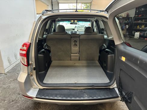 Used 2009 Toyota RAV4 Limited AWD/4WD image 23