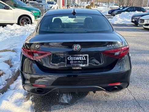 Used 2022 Alfa Romeo Giulia Veloce image 6