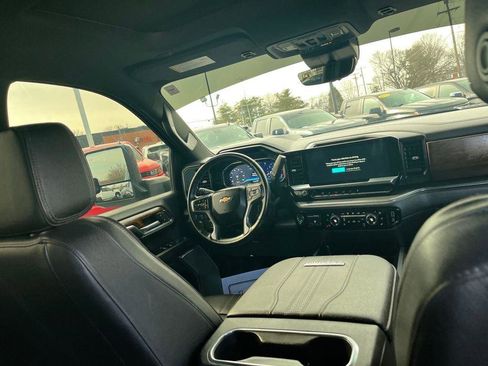 Used 2024 Chevrolet Silverado 3500 High Country w/ High Country Premium Package image 29