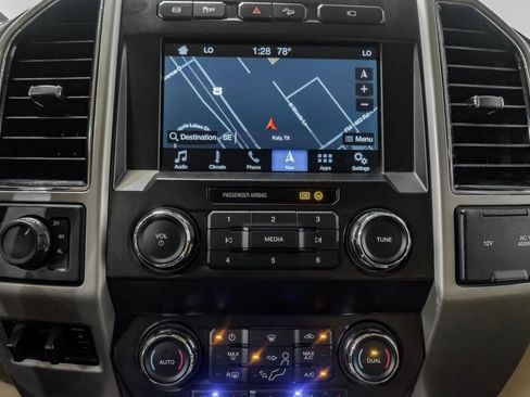 Used 2019 Ford F250 Lariat w/ Lariat Value Package AWD/4WD image 25