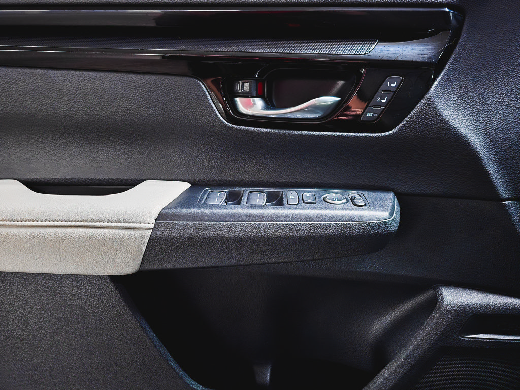 Used 2024 Honda CR-V EX-L image 15