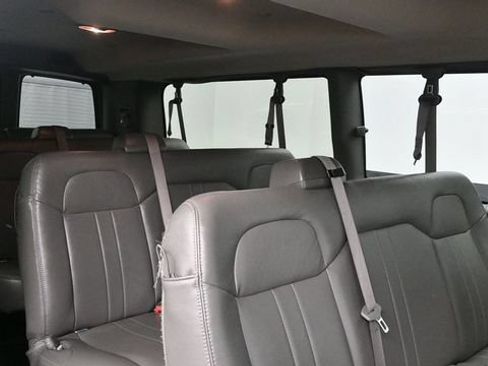 Used 2024 Chevrolet Express 3500 LS RWD image 11