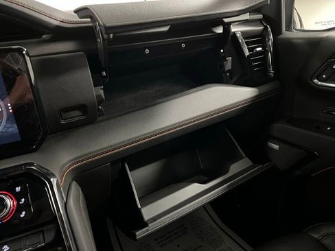 Used 2024 GMC Sierra 1500 AT4 w/ Technology Package image 48