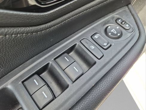 Certified 2024 Honda Odyssey Touring image 16