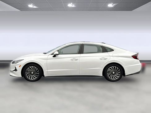 Used 2022 Hyundai Sonata Limited image 2