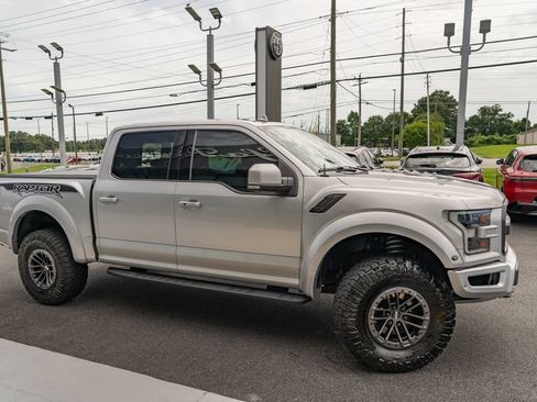 Used 2019 Ford F150 Raptor w/ Equipment Group 802A Luxury AWD/4WD image 9