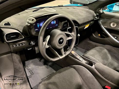 New 2026 McLaren Artura Spider image 6