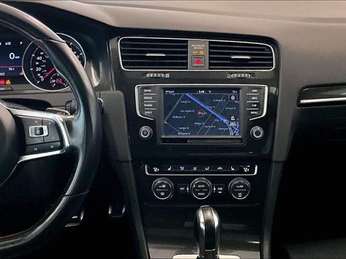 Used 2017 Volkswagen GTI Autobahn FWD image 6