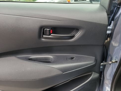 Used 2024 Toyota Corolla LE FWD image 12