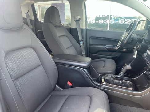 Used 2019 GMC Canyon SLE image 11