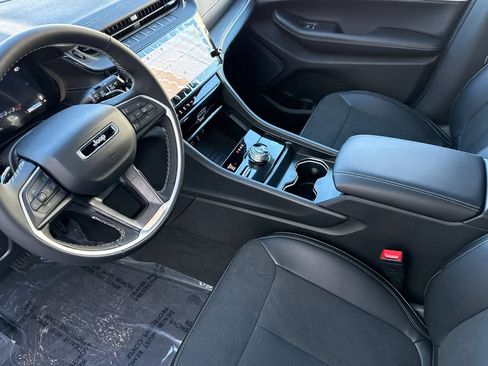 New 2026 Jeep Grand Cherokee Altitude AWD/4WD image 11