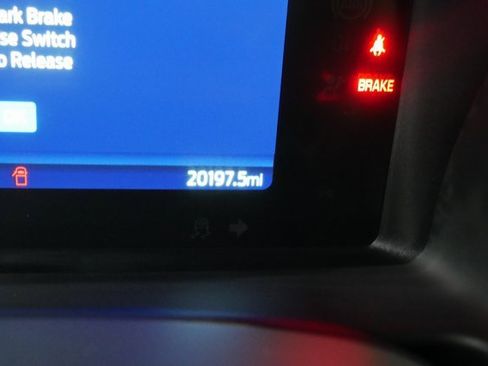 Used 2024 Ford Bronco Black Diamond image 16