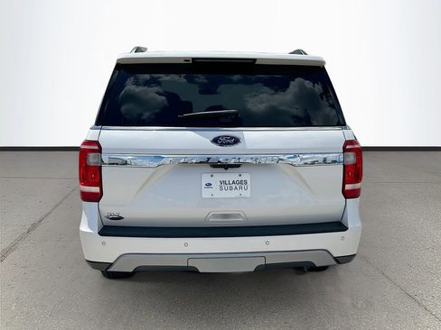 Used 2019 Ford Expedition XLT w/ Equipment Group 202A RWD image 6
