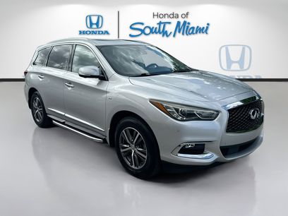Used 2019 INFINITI QX60 Luxe w/ Essential Package
