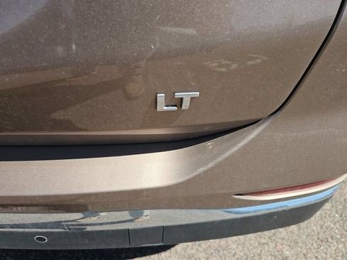 Used 2018 Chevrolet Equinox LT FWD image 5