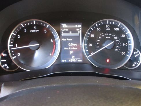 Used 2017 Lexus ES 350 w/ Premium Package FWD image 17