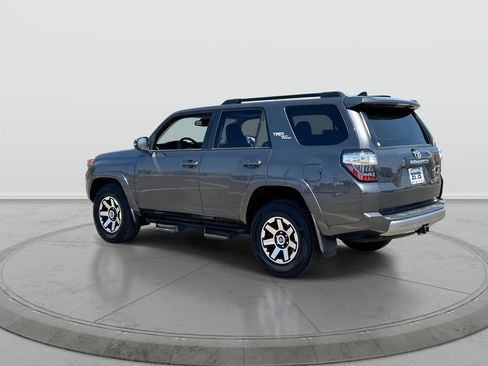Used 2020 Toyota 4Runner TRD Off-Road Premium w/ Moonroof Package AWD/4WD image 6