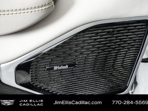 Used 2022 Jeep Wagoneer Series III w/ Premium Group I image 8