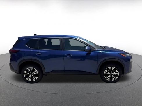 Used 2023 Nissan Rogue SV FWD image 16