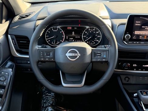 New 2026 Nissan Rogue SV w/ Cold Weather Package FWD image 19