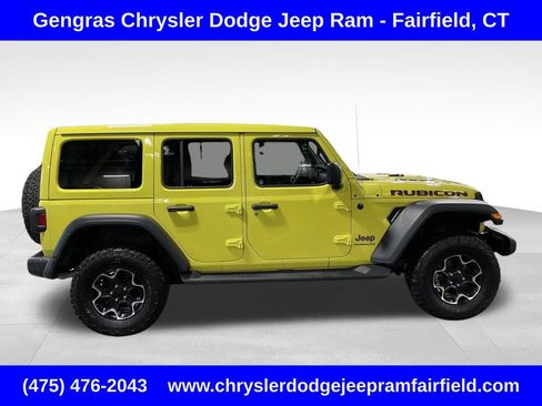 Used 2023 Jeep Wrangler Unlimited Rubicon w/ Cold Weather Group AWD/4WD image 5