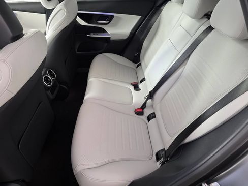 New 2026 Mercedes-Benz GLC 300 image 11