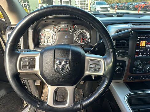 Used 2018 RAM 3500 Laramie image 27