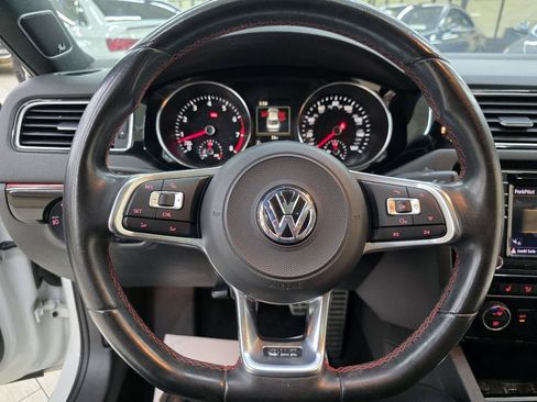 Used 2017 Volkswagen Jetta GLI FWD image 29