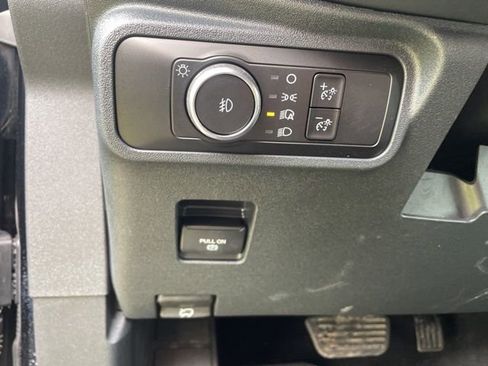 Used 2025 Ford Bronco Outer Banks AWD/4WD image 18